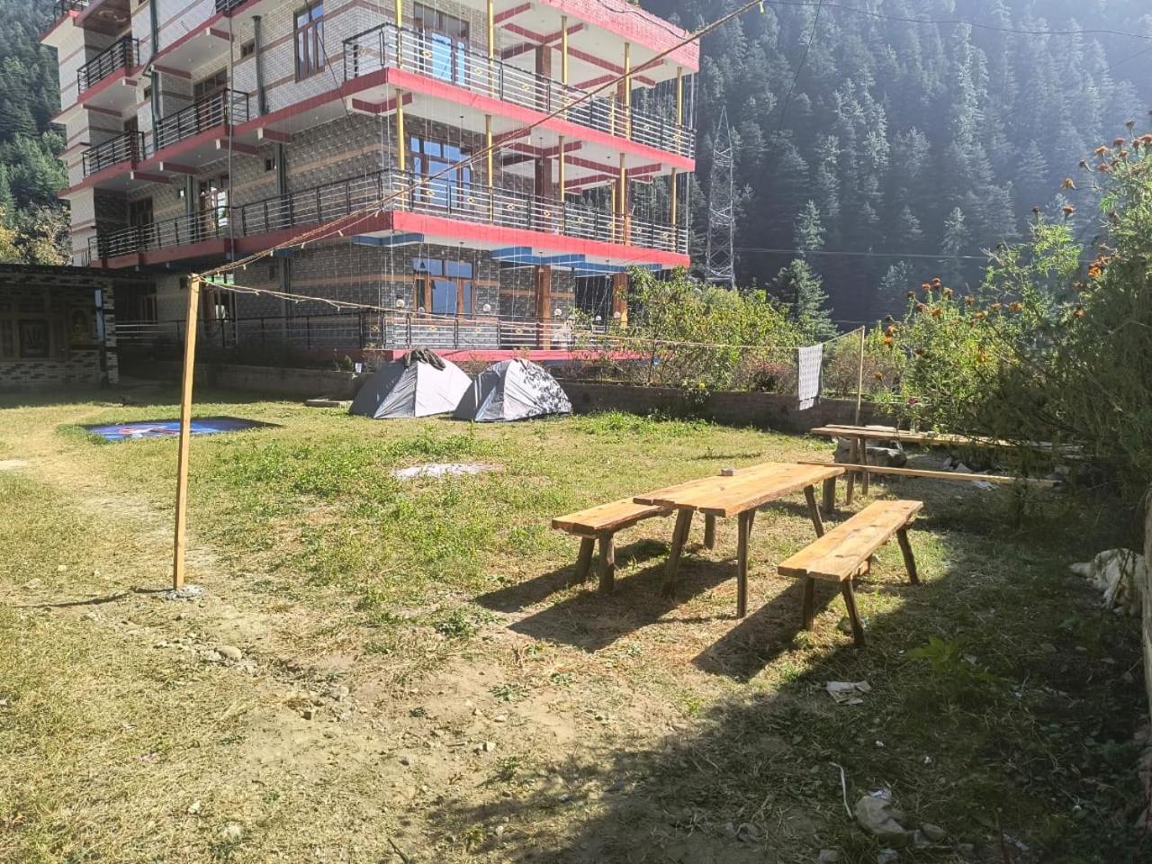 Hotel Dog N Hill Kasol Exterior foto